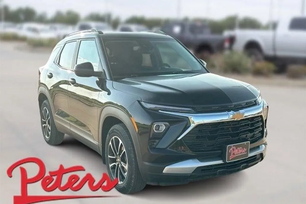 2026 Chevrolet Trailblazer LT photo 1