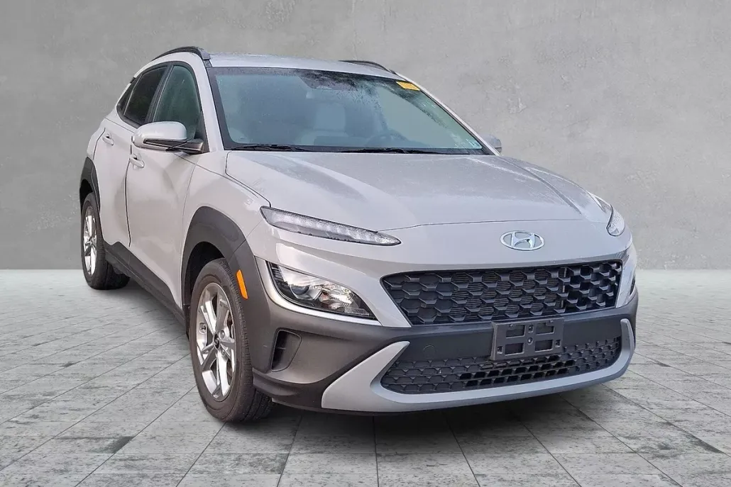 2023 Hyundai Kona SEL photo 1
