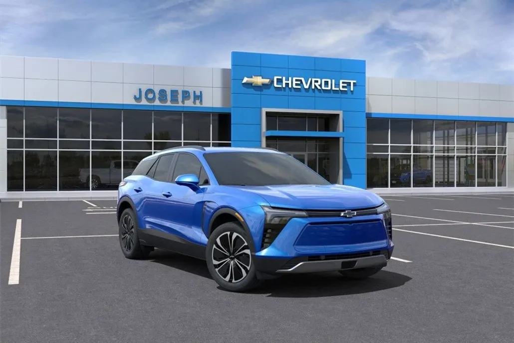 2025 Chevrolet Blazer EV photo 1