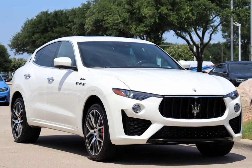 2022 Maserati Levante Modena photo 1