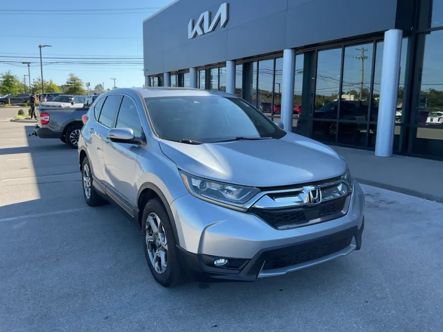 2017 Honda CR-V EX photo 1