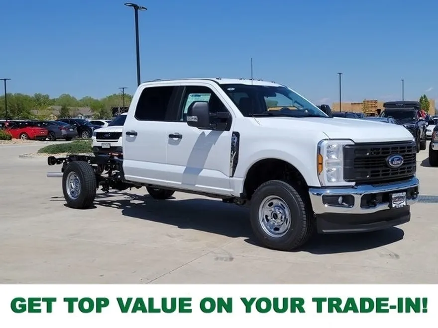 2025 Ford F-250 photo 1