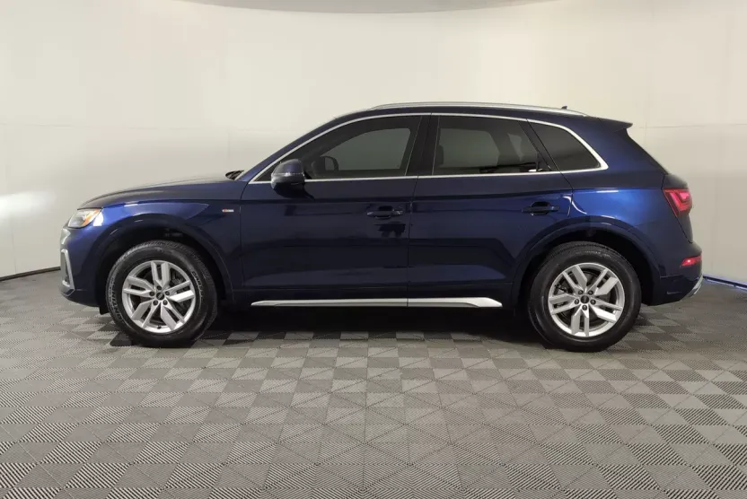 2022 Audi Q5 45 S line Premium photo 1