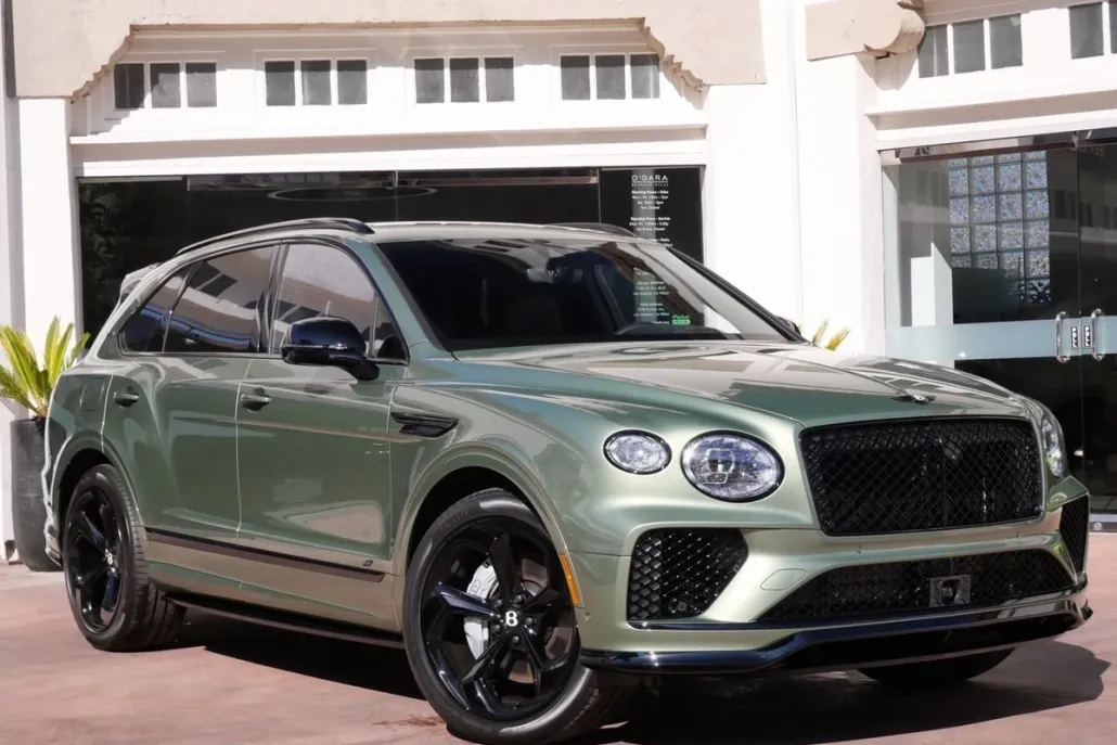 2025 Bentley Bentayga S photo 1
