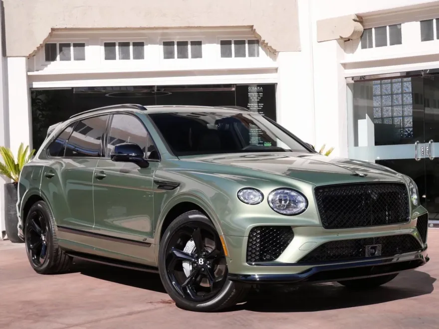 2025 Bentley Bentayga S photo 1