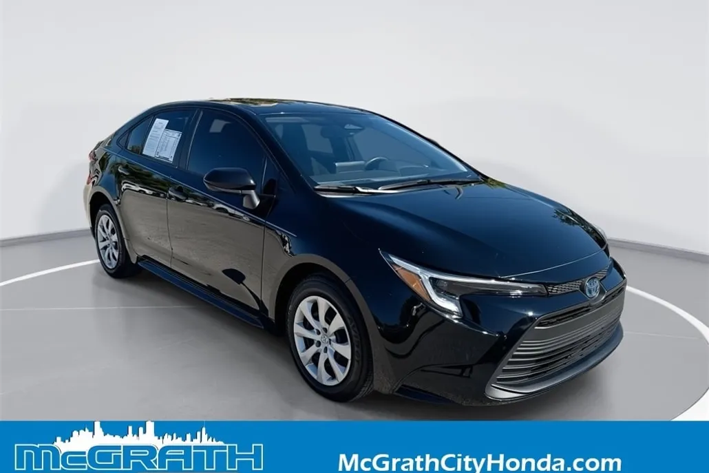 2024 Toyota Corolla Hybrid LE photo 1