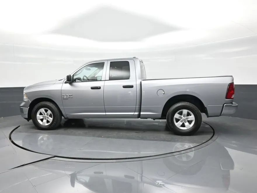2024 Ram 1500 Classic SLT photo 1