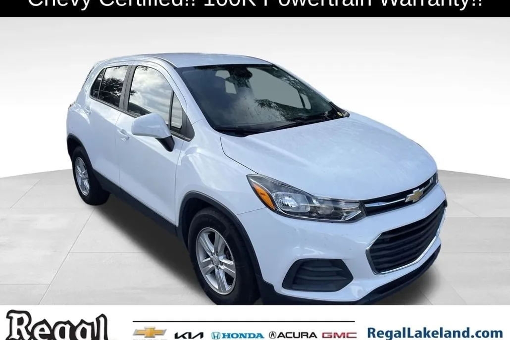 2021 Chevrolet Trax LS photo 1
