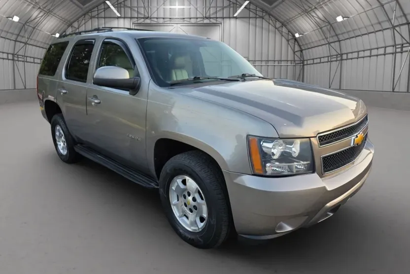 2012 Chevrolet Tahoe LT photo 1