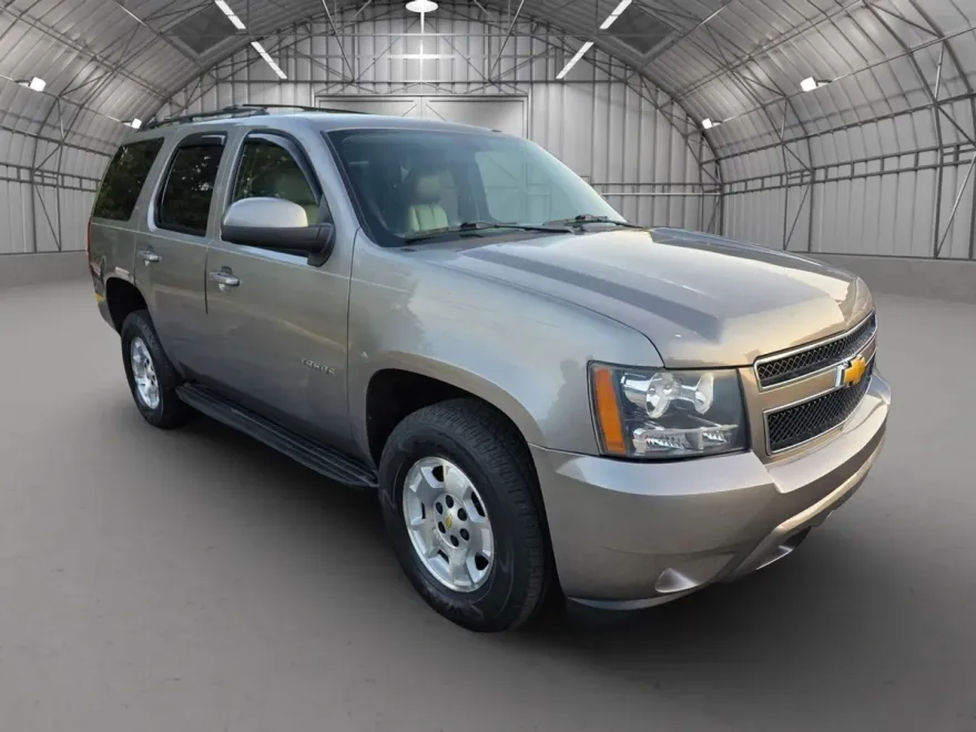 2012 Chevrolet Tahoe LT photo 1