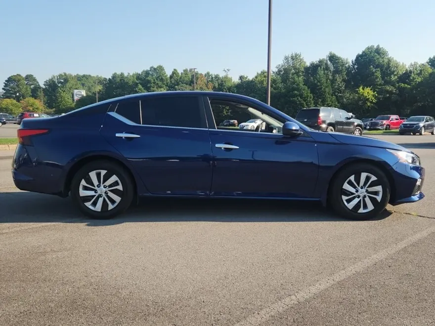 2020 Nissan Altima 2.5 S photo 1