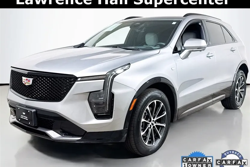2025 Cadillac XT4 Sport photo 1