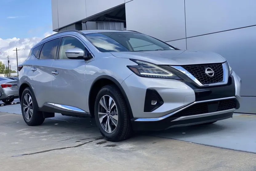 2023 Nissan Murano SV photo 1