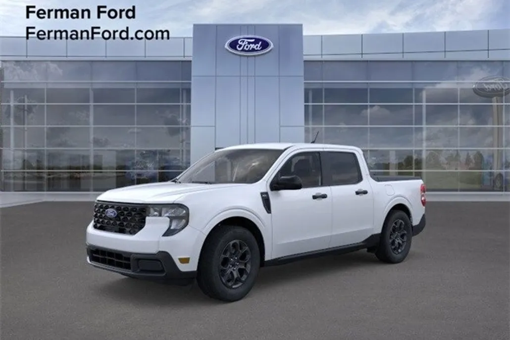 2025 Ford Maverick XLT photo 1