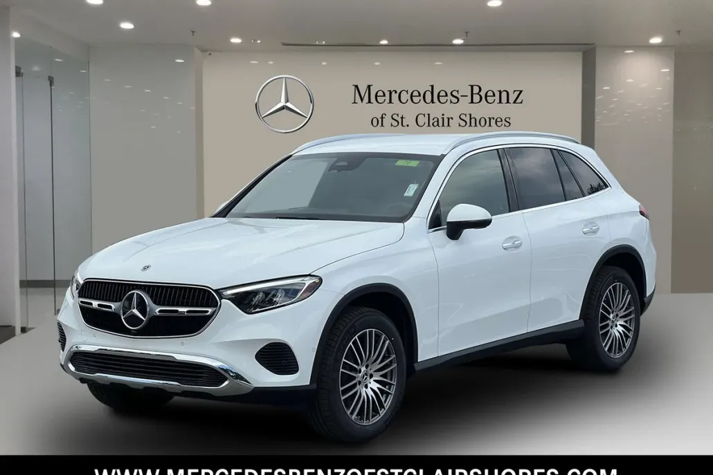 2025 Mercedes Benz GLC 300 4MATIC photo 1