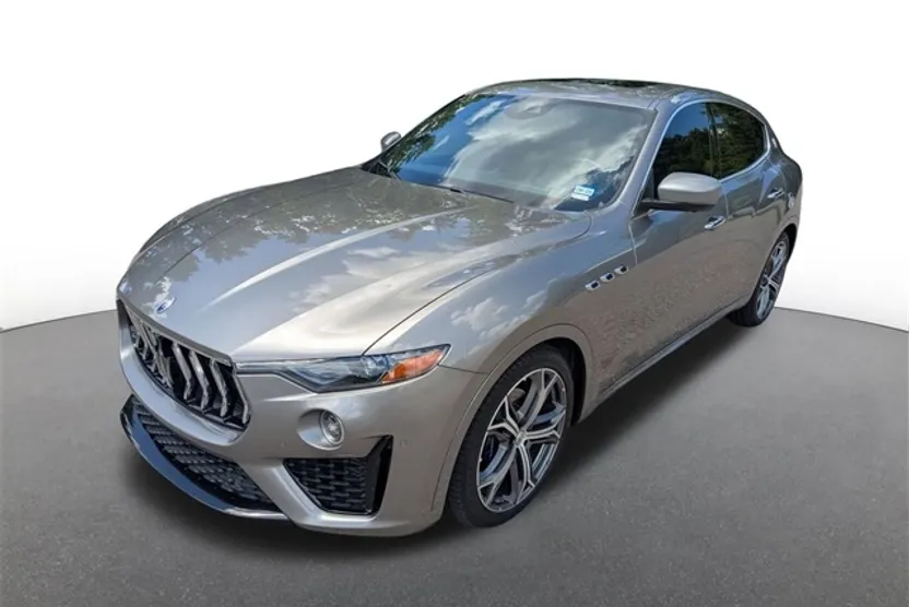 2021 Maserati Levante Base photo 1