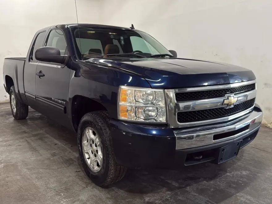 2009 Chevrolet Silverado 1500 LT photo 1
