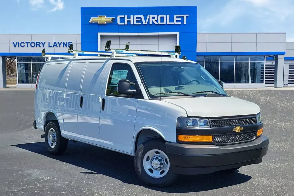 2025 Chevrolet Express Cargo 2500 photo 1