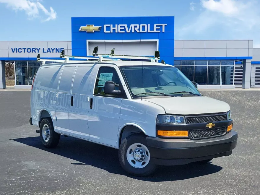 2025 Chevrolet Express Cargo 2500 photo 1