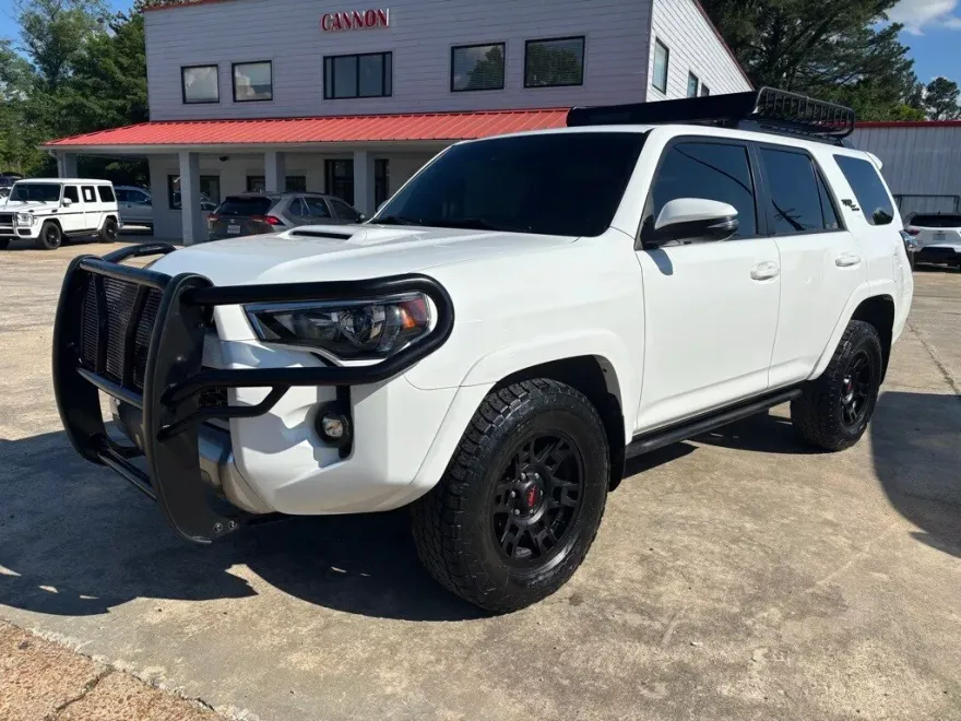 2023 Toyota 4Runner TRD Premium photo 1