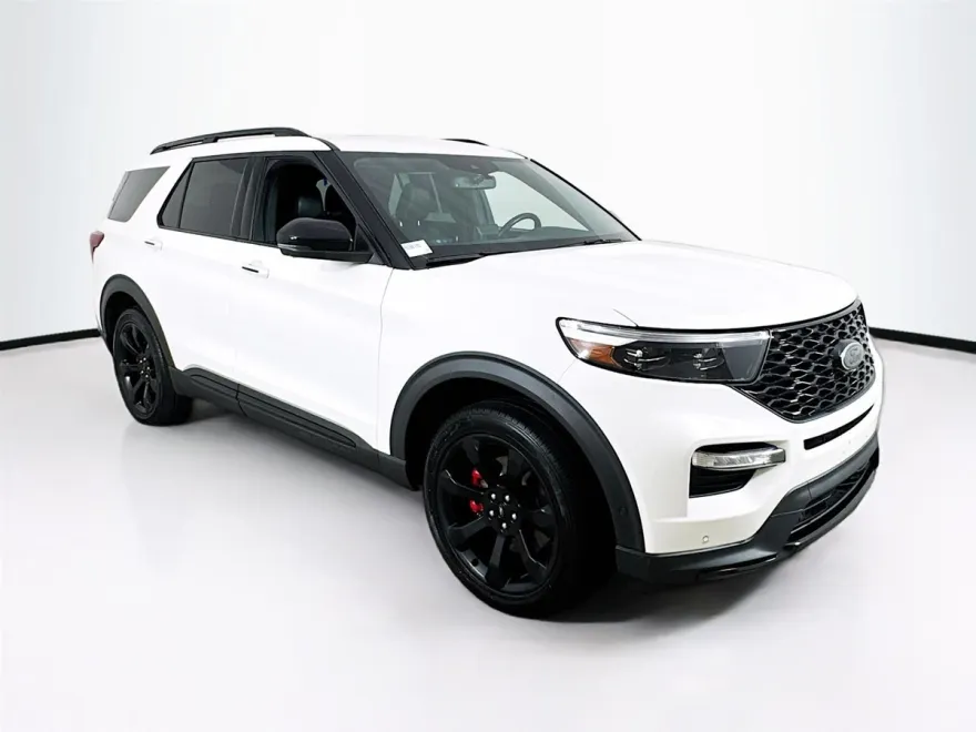2020 Ford Explorer ST photo 1