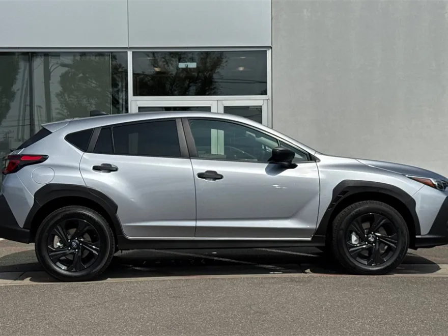 2025 Subaru Crosstrek Base photo 1