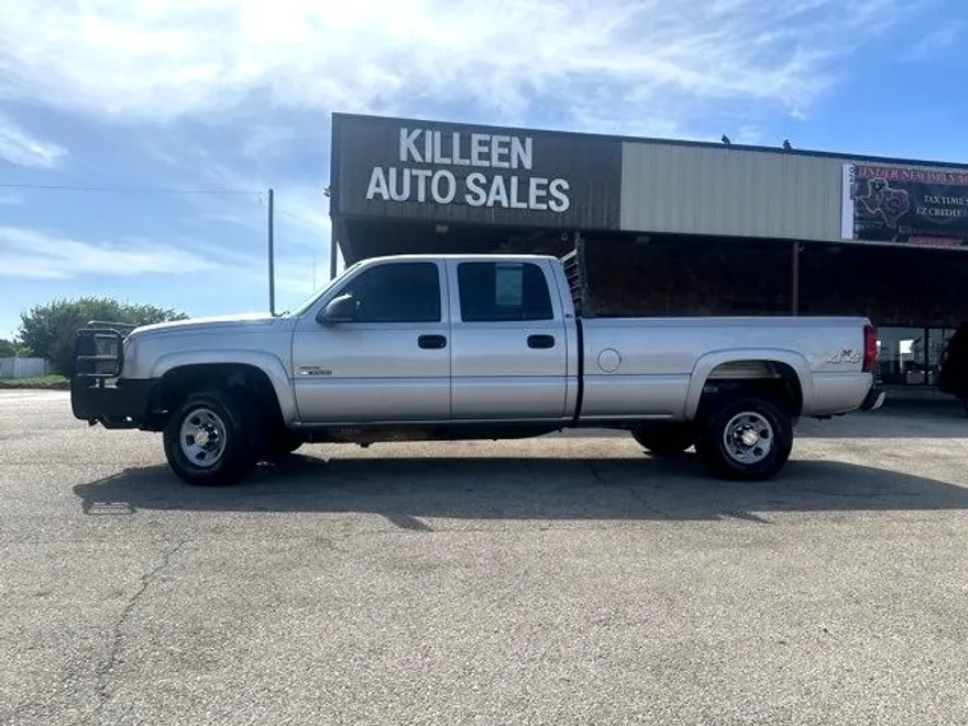 2005 Chevrolet Silverado 3500HD LS photo 1