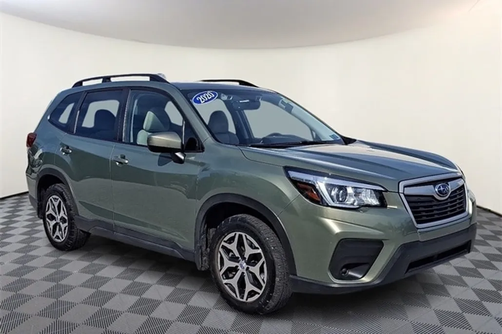2020 Subaru Forester Premium photo 1