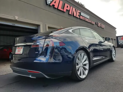 2014 Tesla Model S 85 photo 4