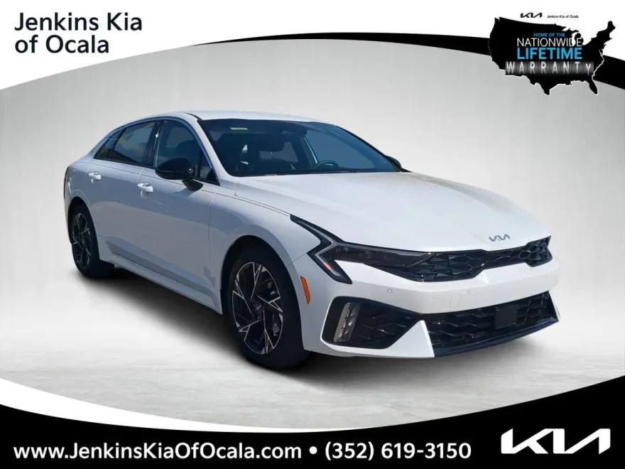 2025 Kia K5 GT-Line photo 1
