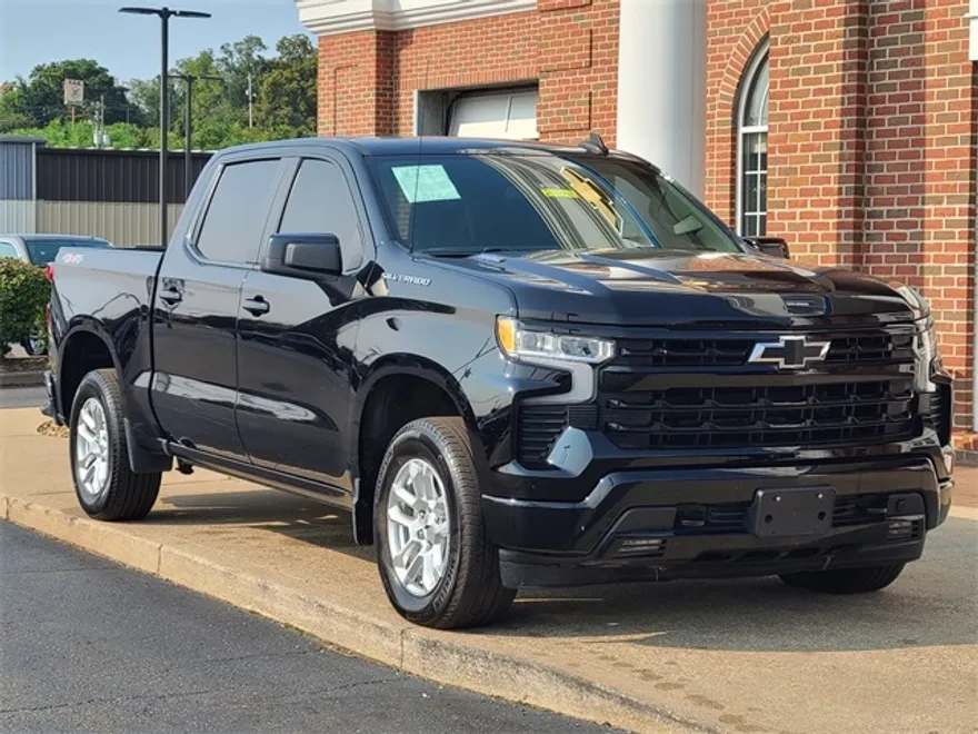 2023 Chevrolet Silverado 1500 RST photo 1