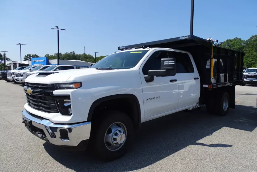 2024 Chevrolet Silverado 3500HD Work Truck photo 1