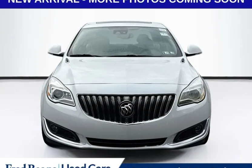 2016 Buick Regal Premium II photo 1