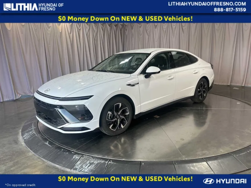 2025 Hyundai Sonata SEL photo 1