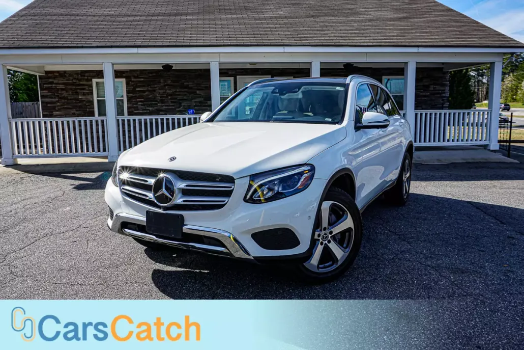 2018 Mercedes Benz GLC 300 photo 1