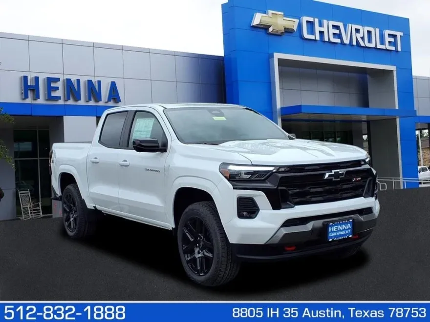 2025 Chevrolet Colorado Z71 photo 1