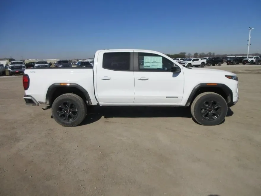 2025 Gmc Canyon Elevation photo 1
