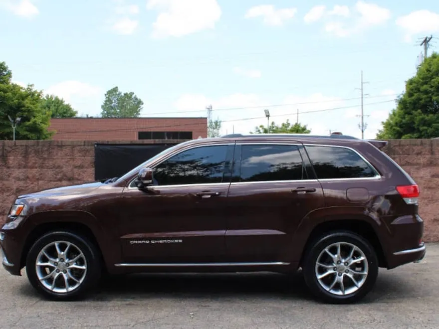 2015 Jeep Grand Cherokee Summit photo 1