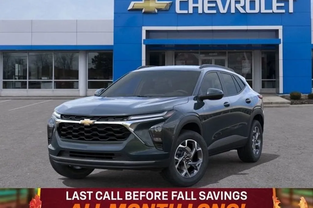 2025 Chevrolet Trax LT photo 1