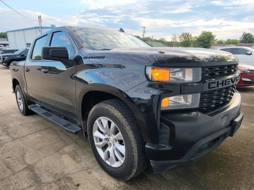 2021 Chevrolet Silverado 1500 Custom photo 1