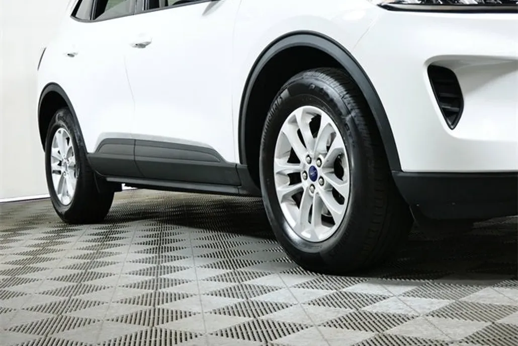 2022 Ford Escape SE photo 1