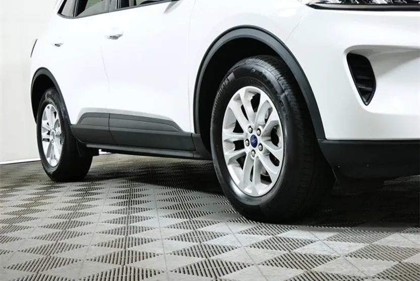 2022 Ford Escape SE photo 1