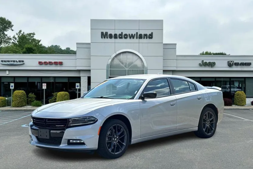 2022 Dodge Charger SXT AWD photo 1
