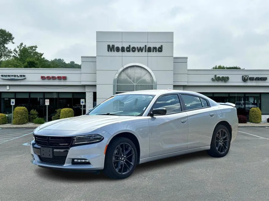2022 Dodge Charger SXT AWD photo 1