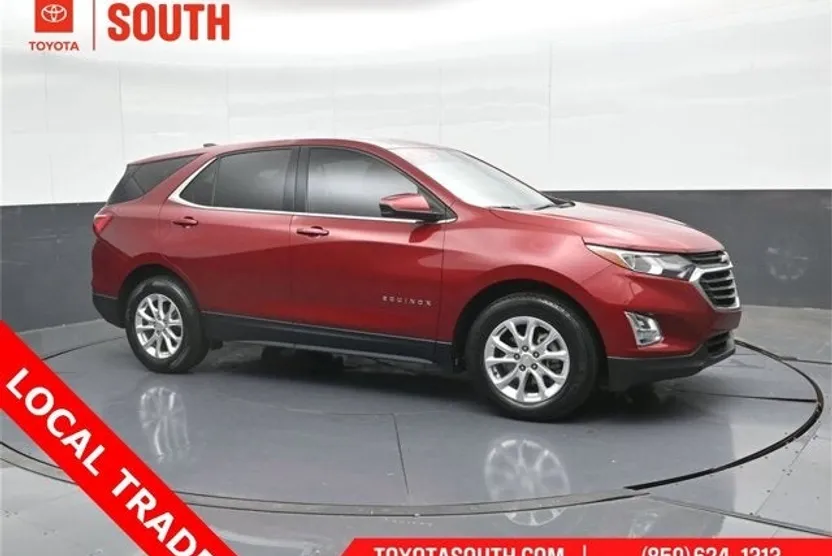 2020 Chevrolet Equinox LT photo 1