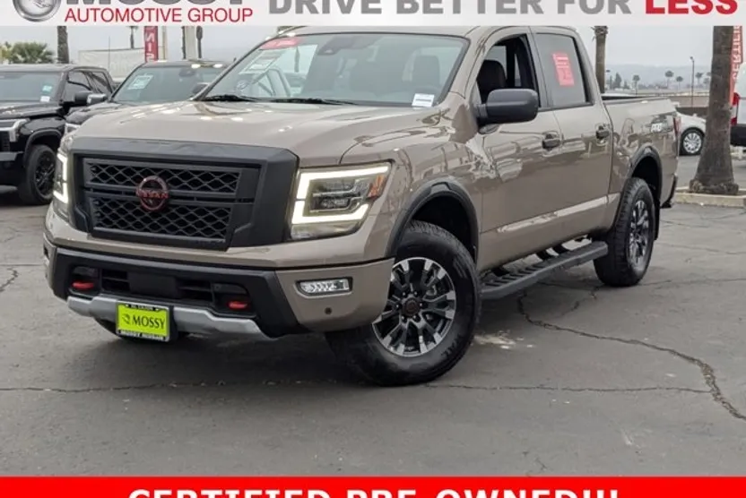 2024 Nissan Titan SV photo 1