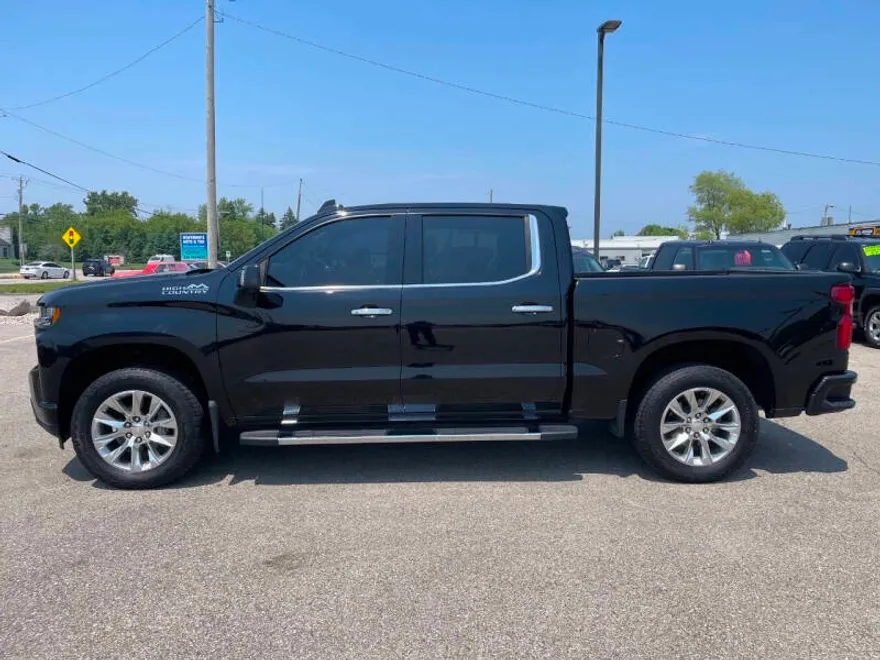 2021 Chevrolet Silverado 1500 High Country photo 1