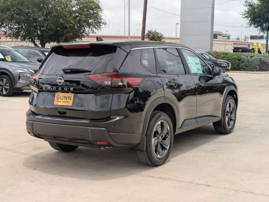 2025 Nissan Rogue SV photo 1