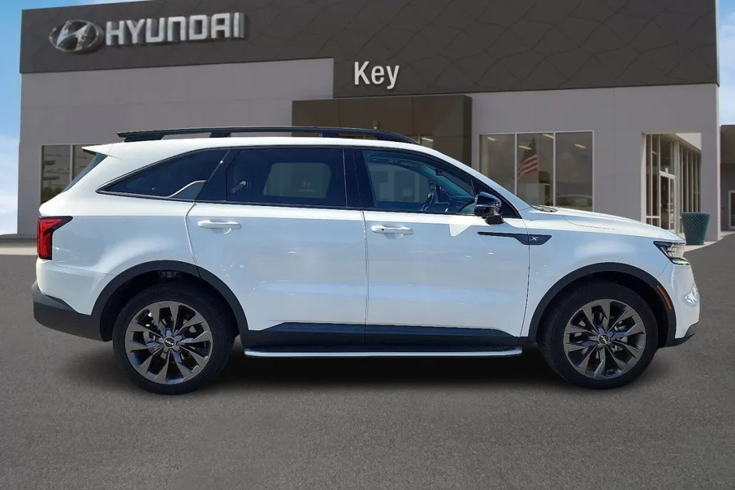 2023 Kia Sorento X-Line SX Prestige photo 1
