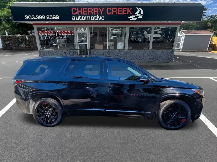 2020 Chevrolet Traverse Premier photo 1
